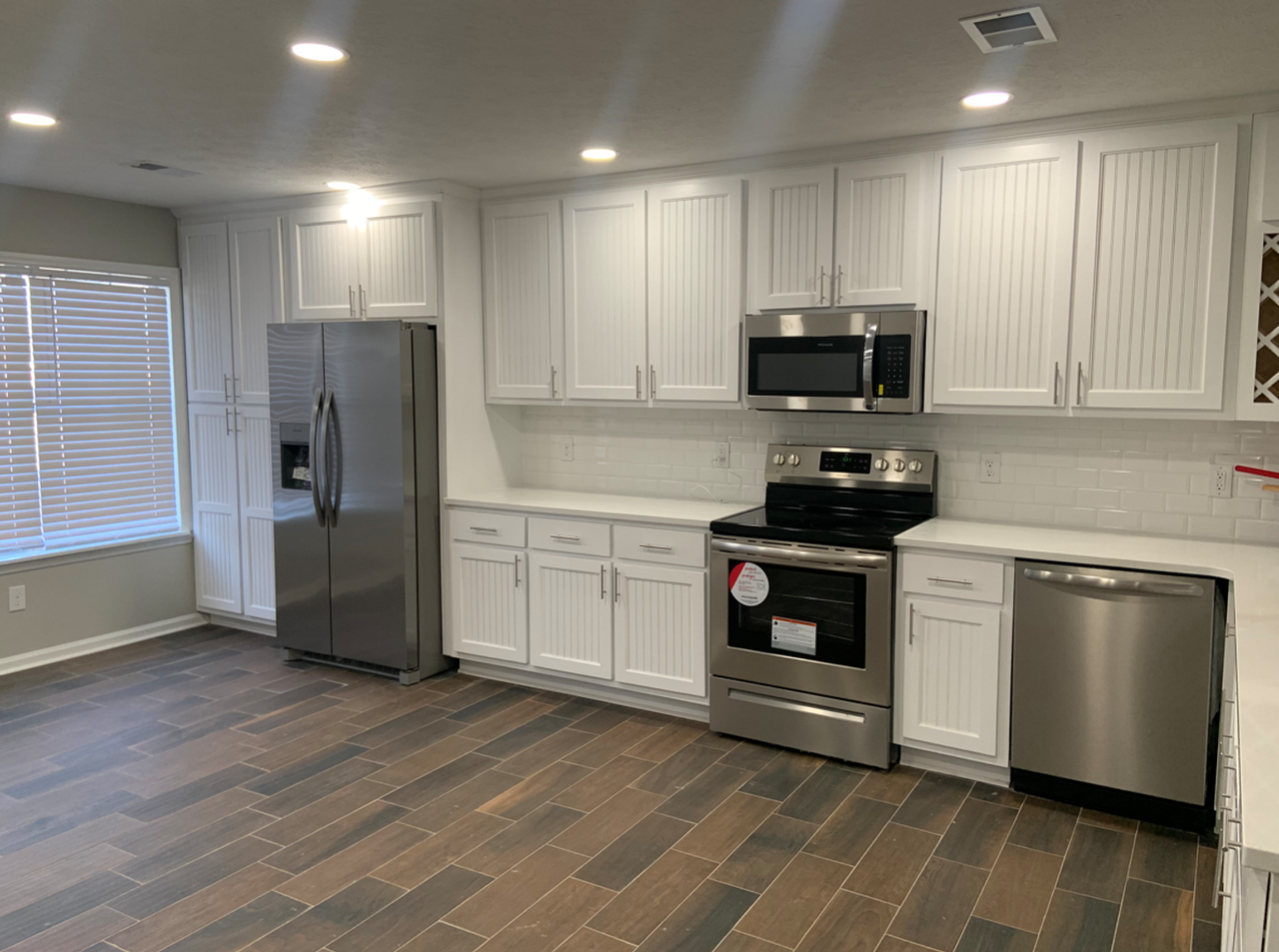 126 Halal Ct - Photo 2 of 10