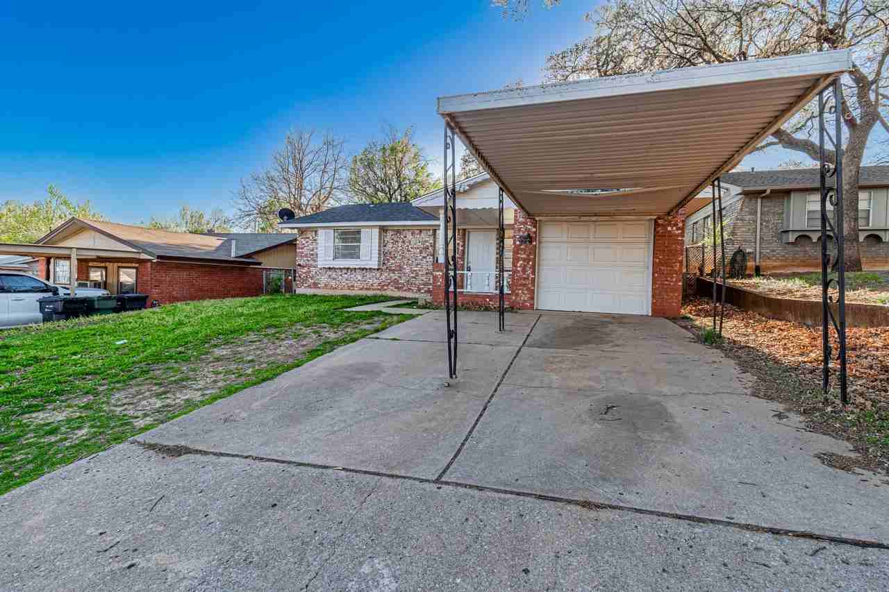 545 Greenvale Rd - Photo 2 of 50