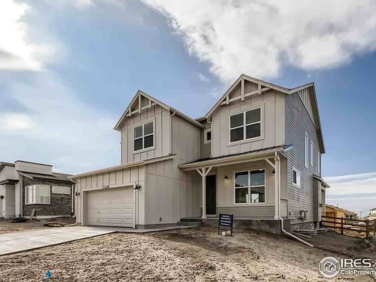 6440 Rolling Creek Drive - Photo 7 of 44