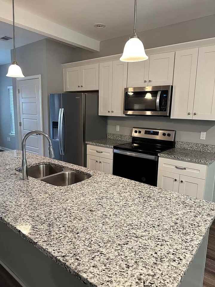 142 Anna Ln - Photo 5 of 16