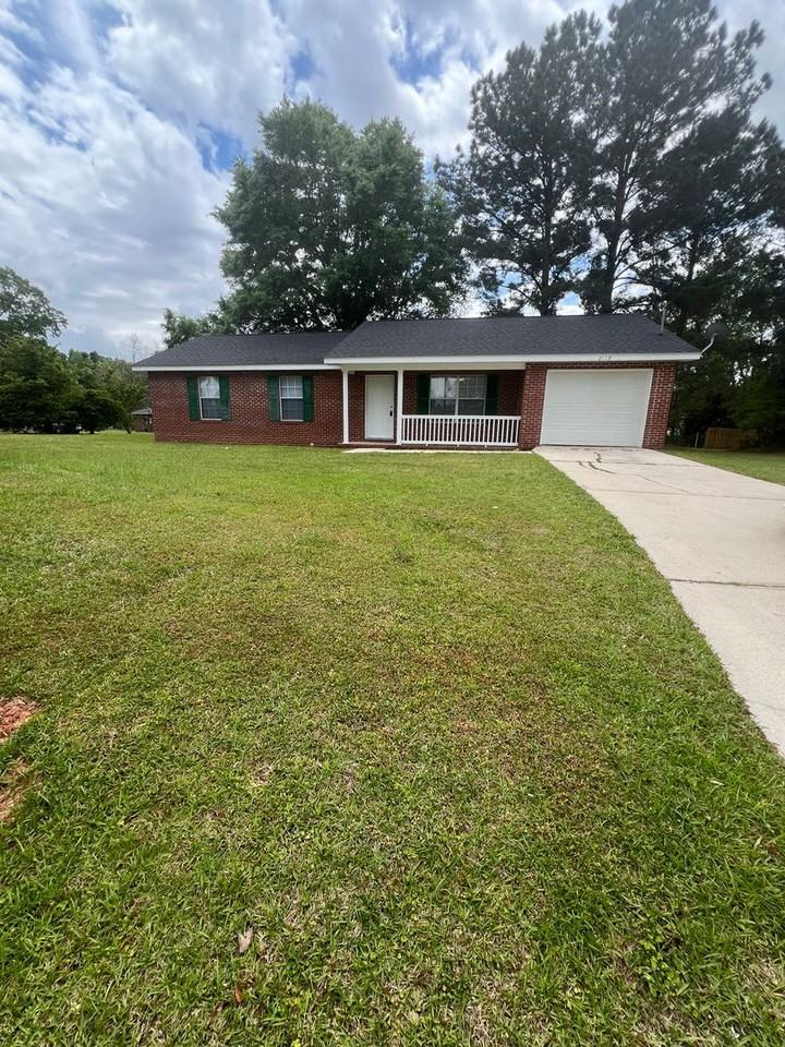2119 Hamilton St, Quincy, FL 32351 3 Bedroom House for $1,400/month ...