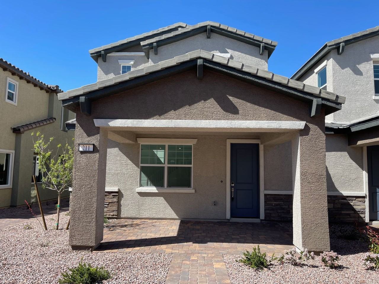 211 Vanhoy Ave - Photo 2 of 50