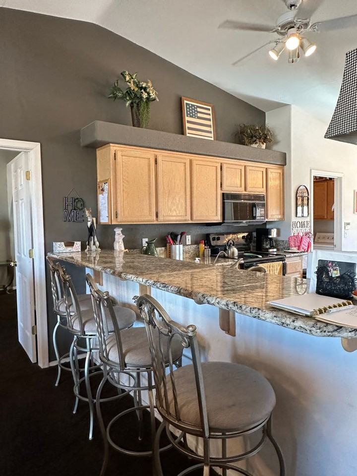 1865 Nugget Court - Photo 4 of 17