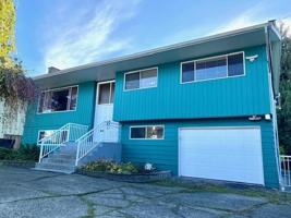 featured image of 6420 Maple Road