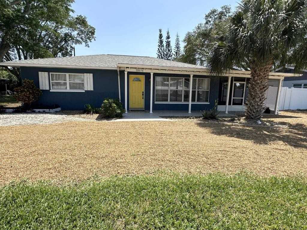 10575 109th St, Largo, Fl 33778 - 3 Bedroom Apartment For Rent 