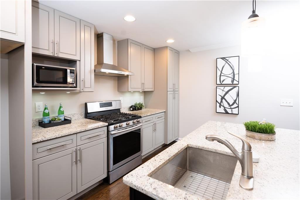 1628 Ezra Church Dr Nw - Photo 2 of 7