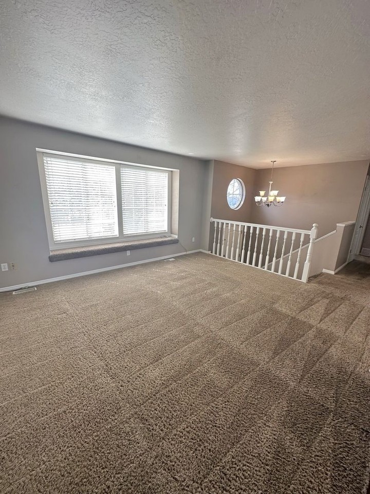 2244 N 850 W - Photo 6 of 23