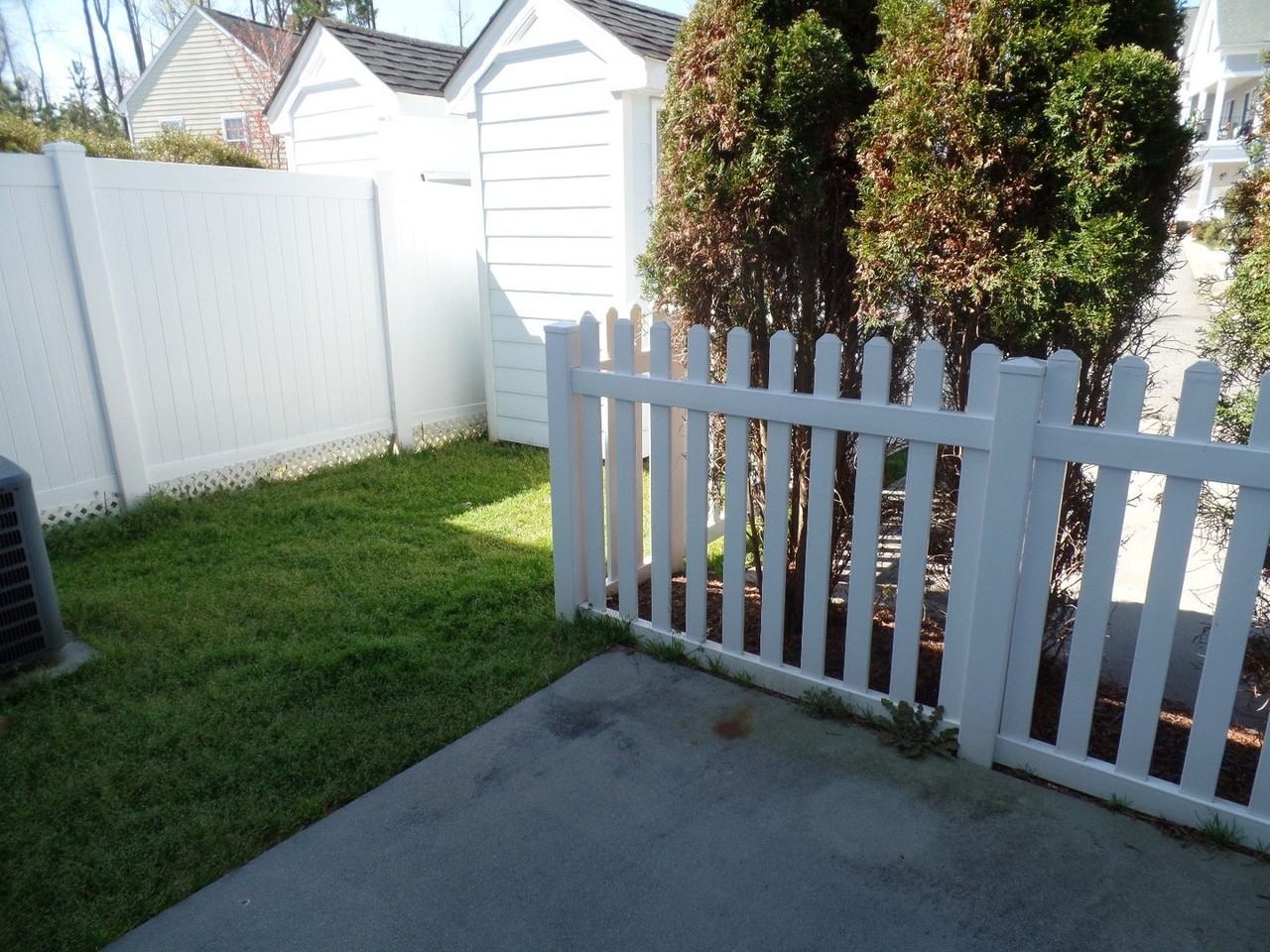 5625 Foundation St - Photo 4 of 5