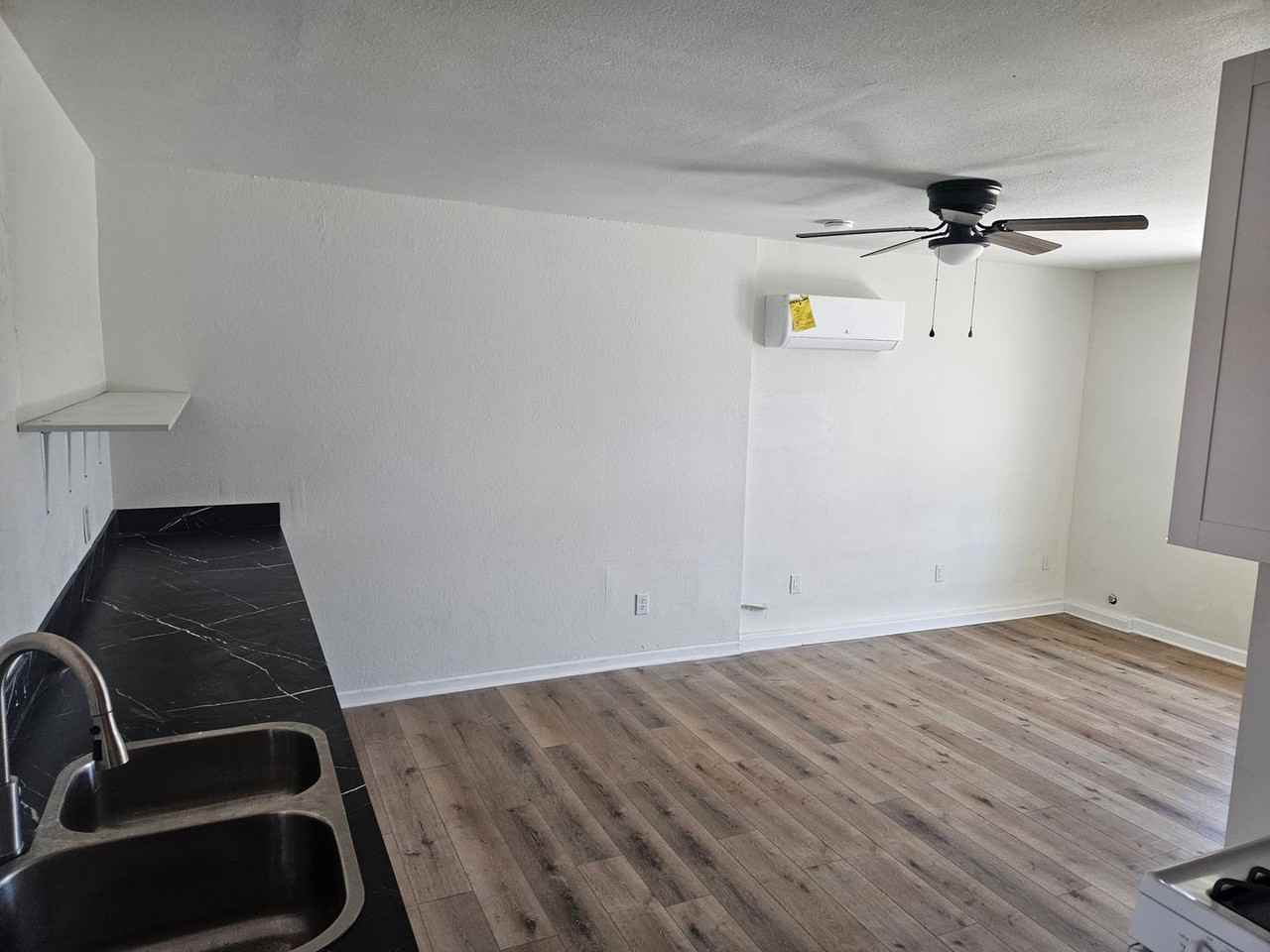 19050 Bear Valley Rd - Photo 3 of 5