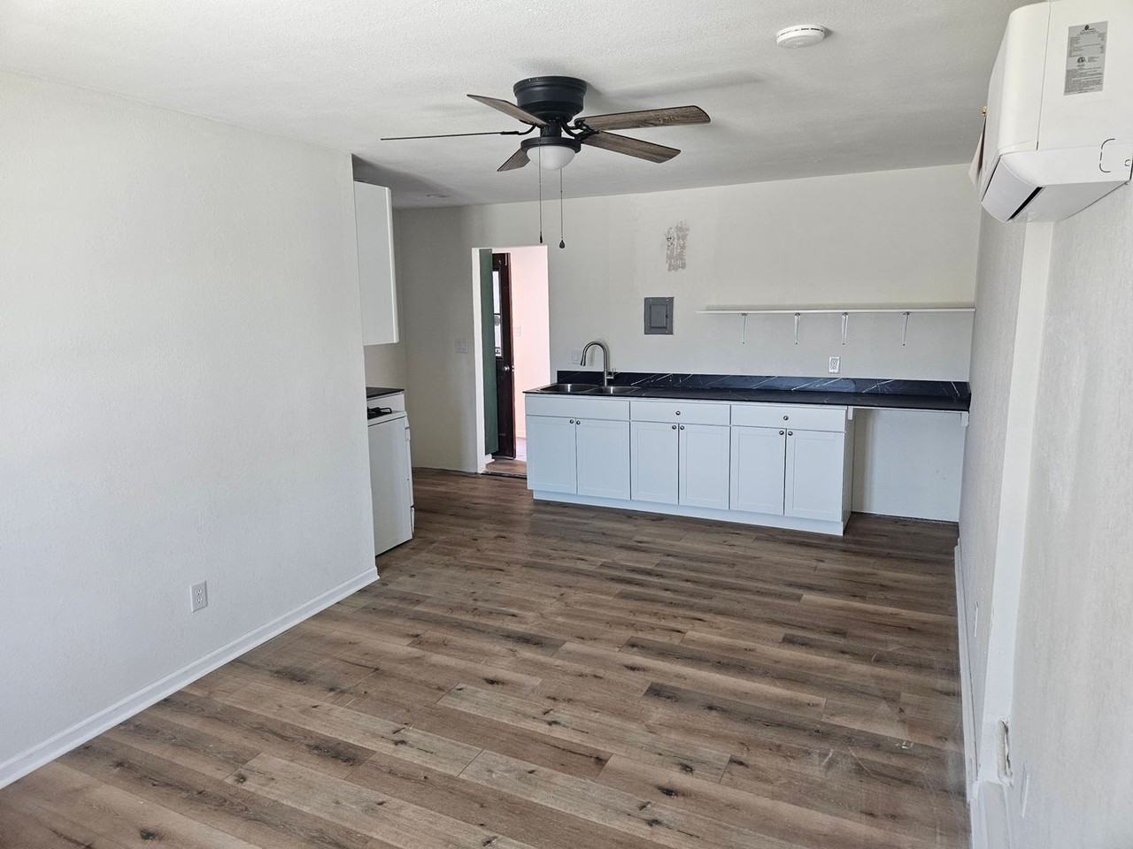 19050 Bear Valley Rd - Photo 4 of 5