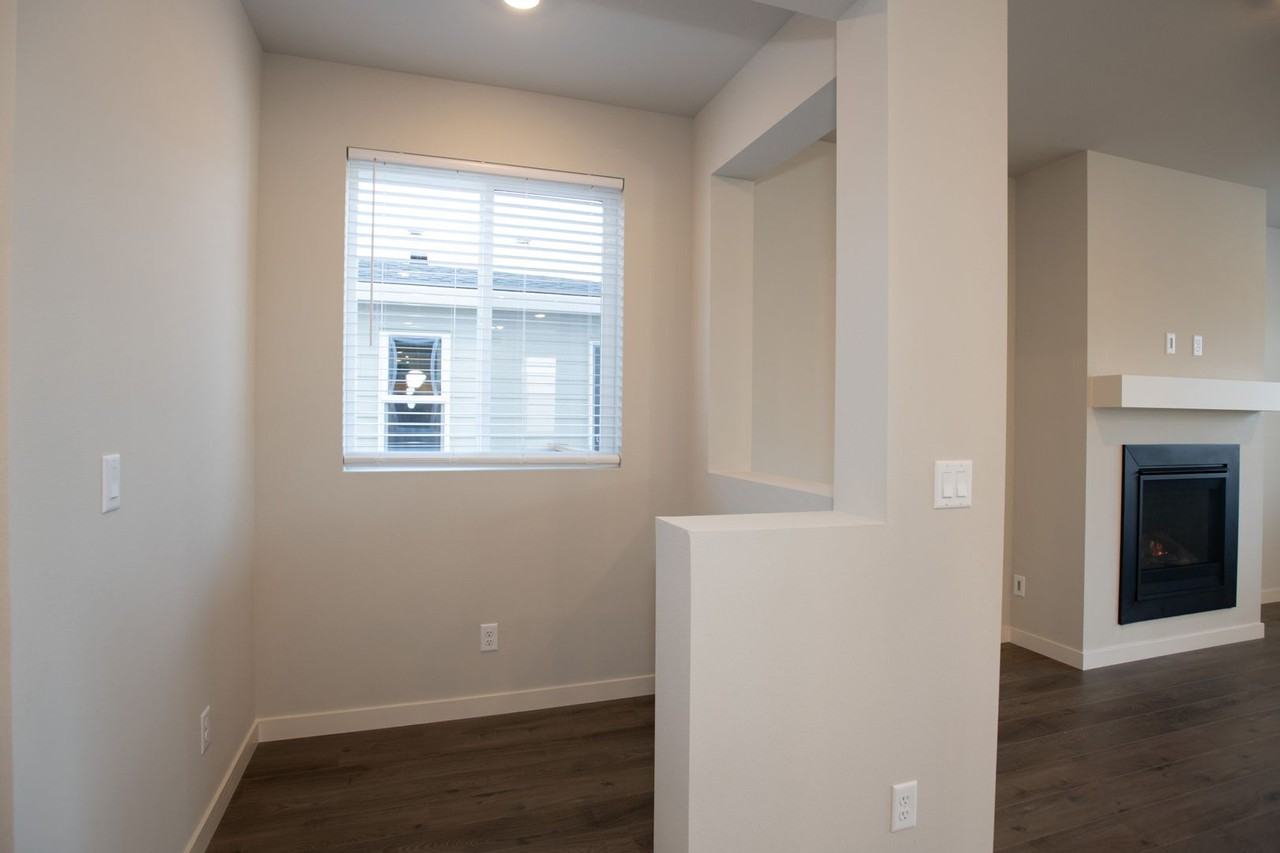 63264 Peale St - Photo 7 of 24