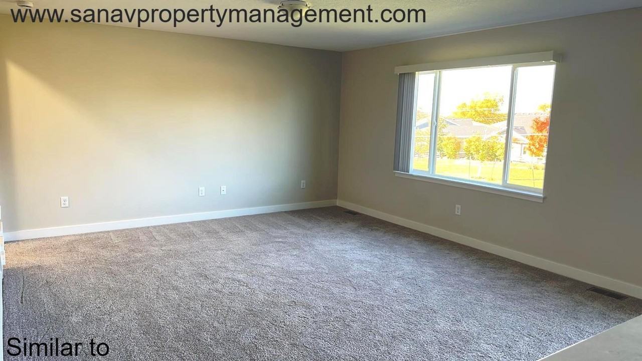 3065 Fairfield Dr - Photo 6 of 7