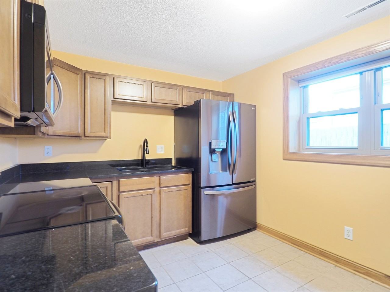 1518 Pacific St #1 - Photo 3 of 12
