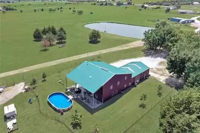 3170 Saunders Dr #NA - Photo 2 of 5