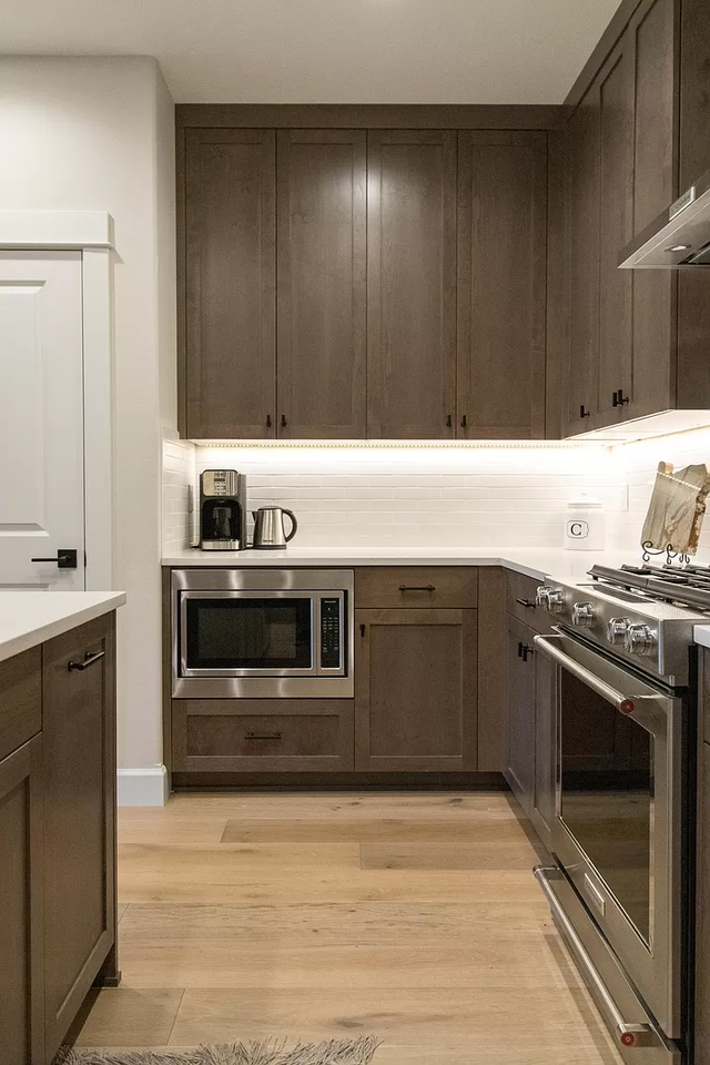 2705 Nw Crossing Dr #2 - Photo 7 of 18