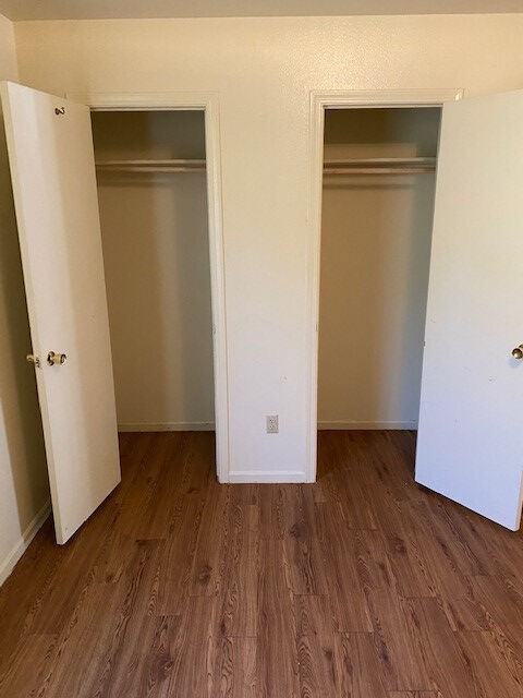 Jasper Manor - Photo 5 of 6