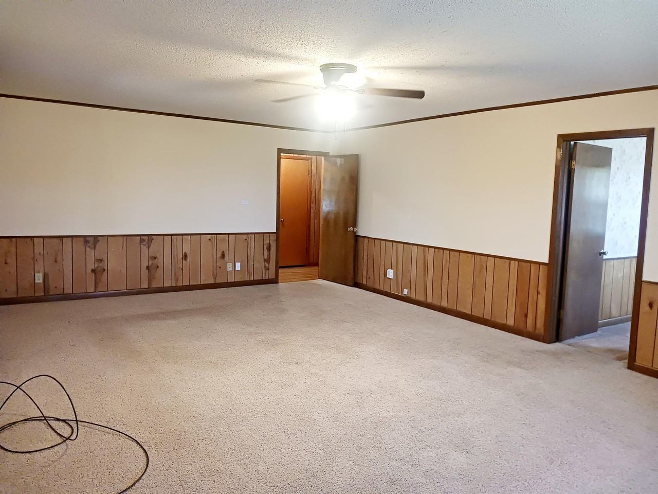 600 Paw Paw Rd #1 - Photo 4 of 16