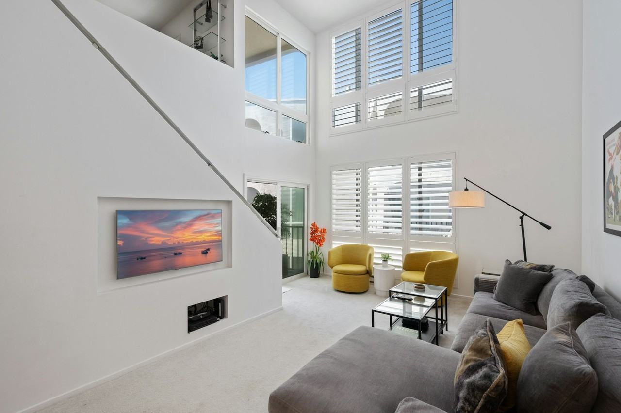 565 Esplanade, Unit 413 - Photo 6 of 26