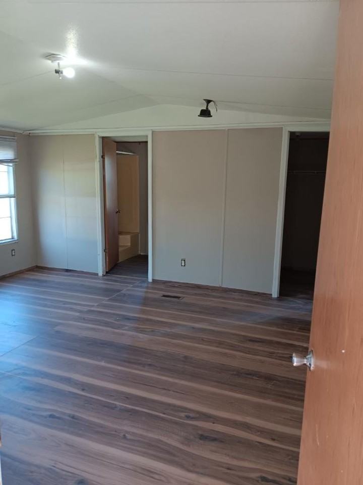 31 Nobles Park St - Photo 3 of 23