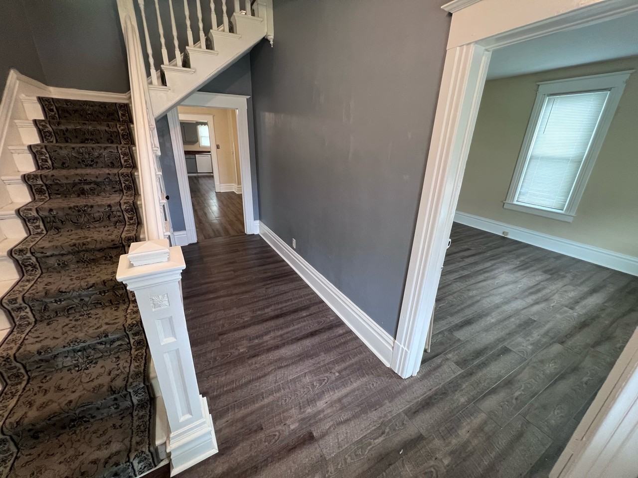 719 N 8th St #1 - Photo 5 of 38