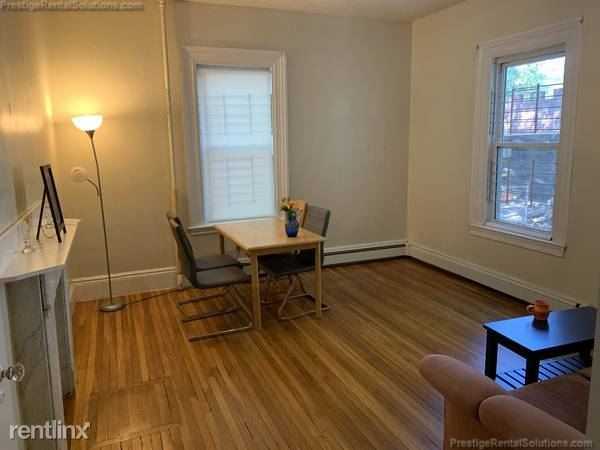 18 Ashford St - Photo 3 of 6