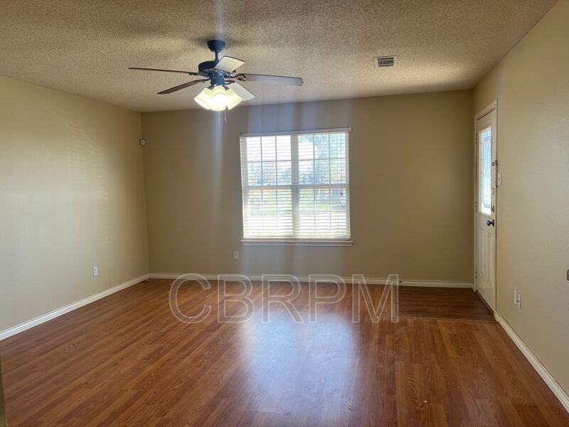 1329 E 25th St - Photo 3 of 20