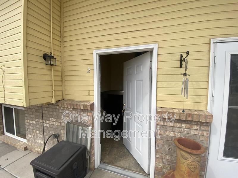 3711 Carson Ave - Photo 3 of 16