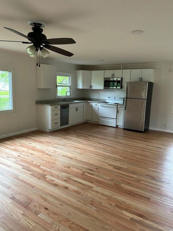 1104 Pike Rd - Photo 3 of 19