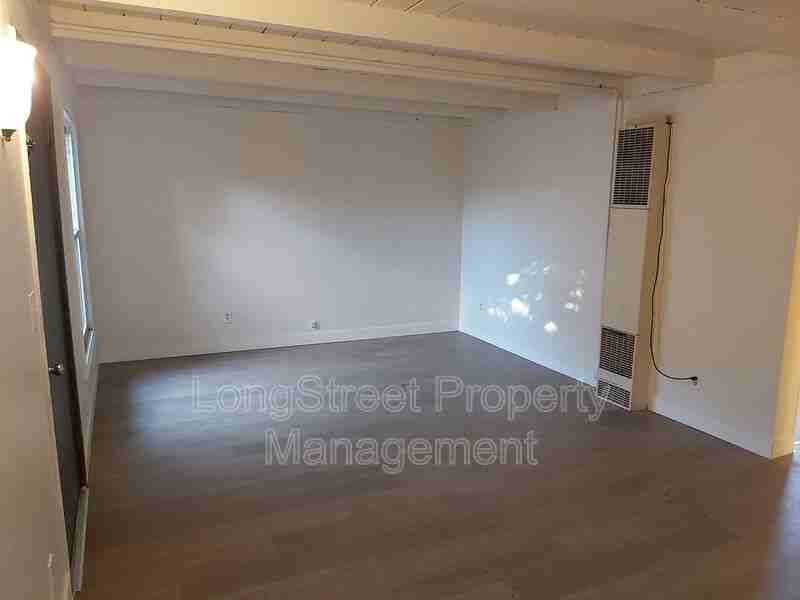 350 Se Lilly Ave #3 - Photo 5 of 15