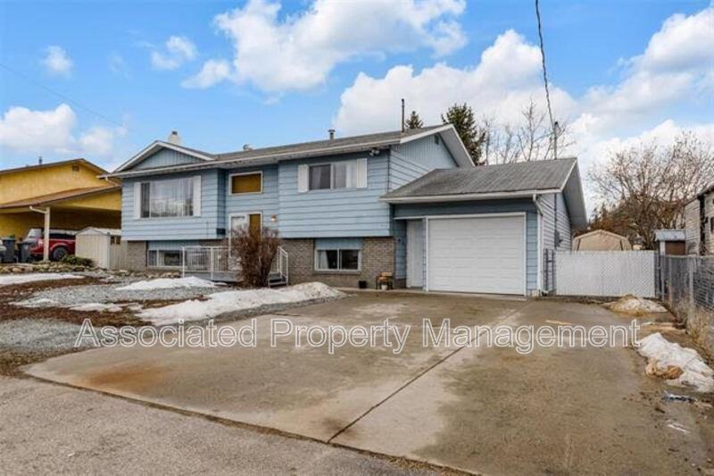 535 Monterey Rd #A - Photo 2 of 18