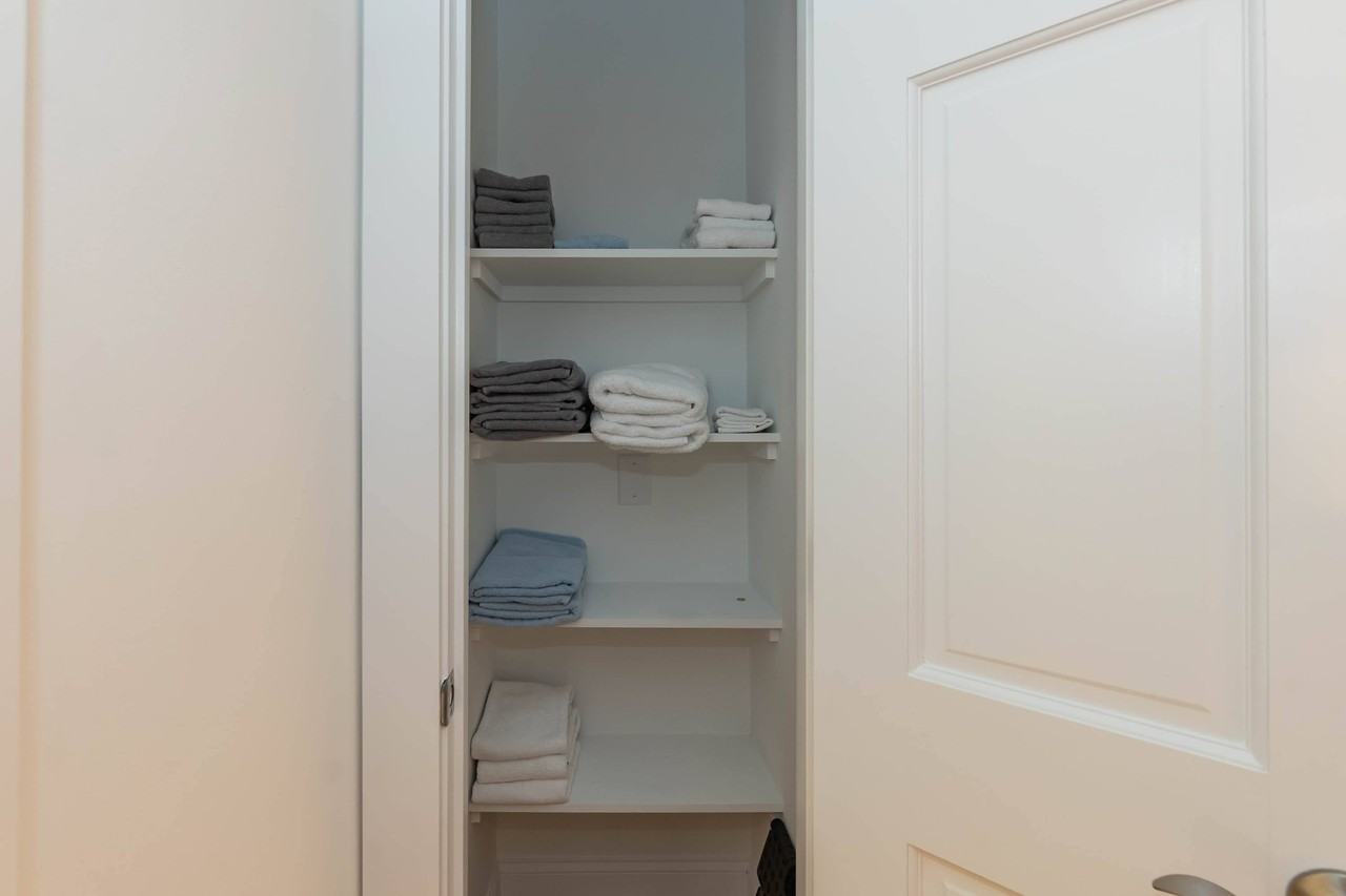 4200 Pickwick Dr - Photo 2 of 49