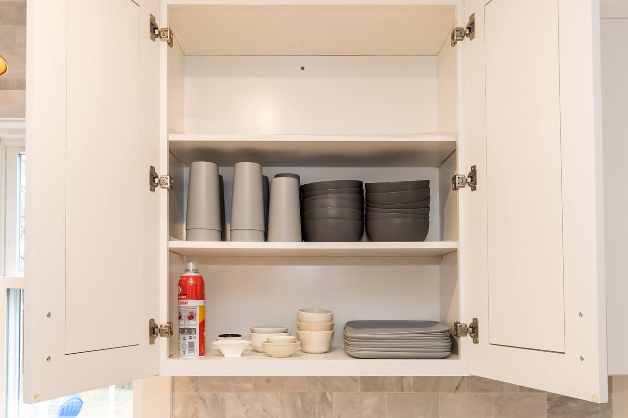 4200 Pickwick Dr - Photo 5 of 49