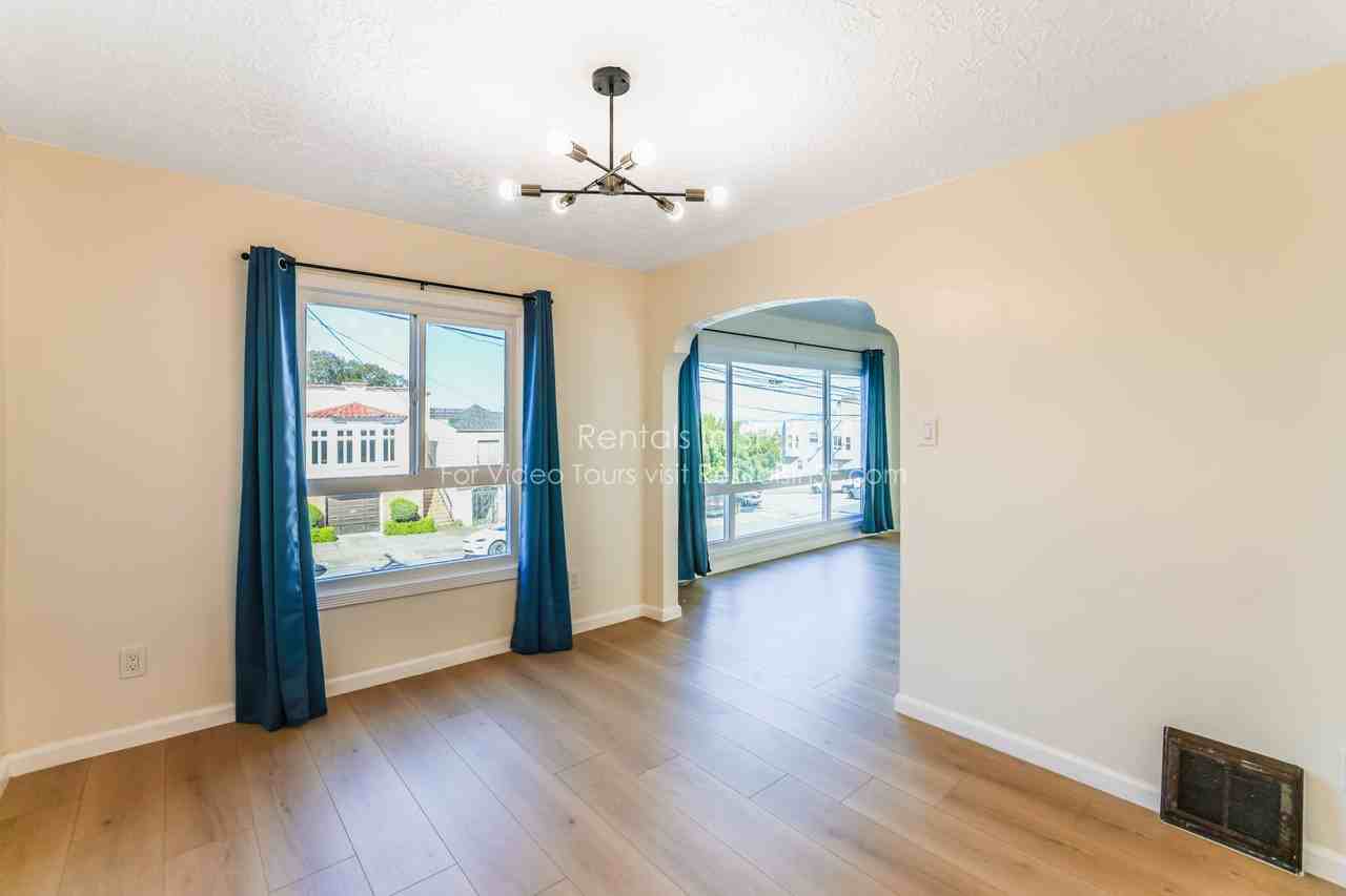 1614 18th Ave - Photo 5 of 21