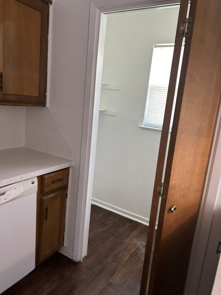 190 Wishing Well Rd #9 - Photo 7 of 14