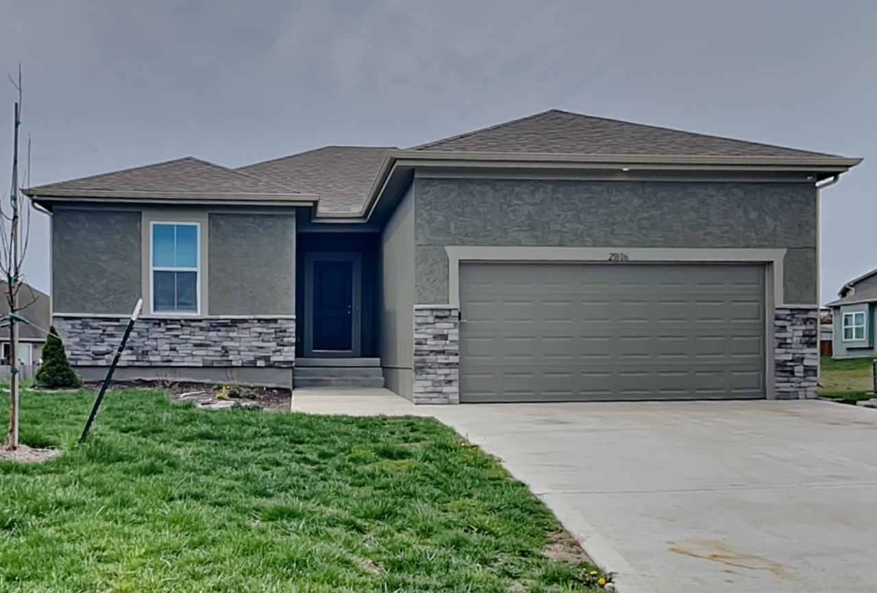 21806 Massa Cir - Photo 2 of 27