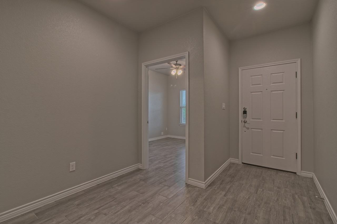 473 County Road - Photo 5 of 30