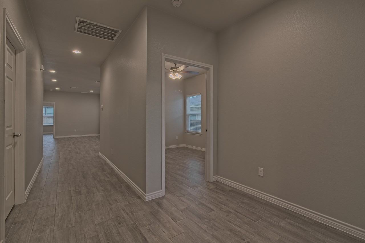 473 County Road - Photo 7 of 30