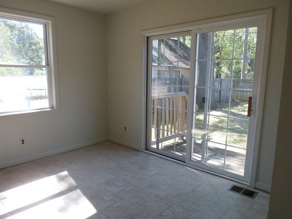 1267 Langeland Ave - Photo 7 of 17