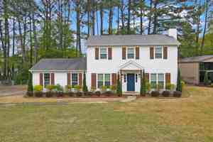 featured image of 4418 Englewood Rd