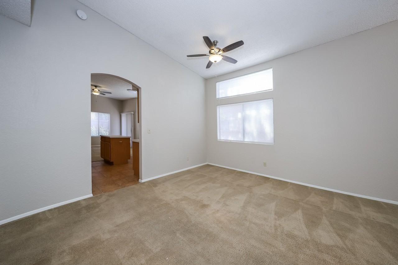 6137 N Reliance Dr - Photo 5 of 29