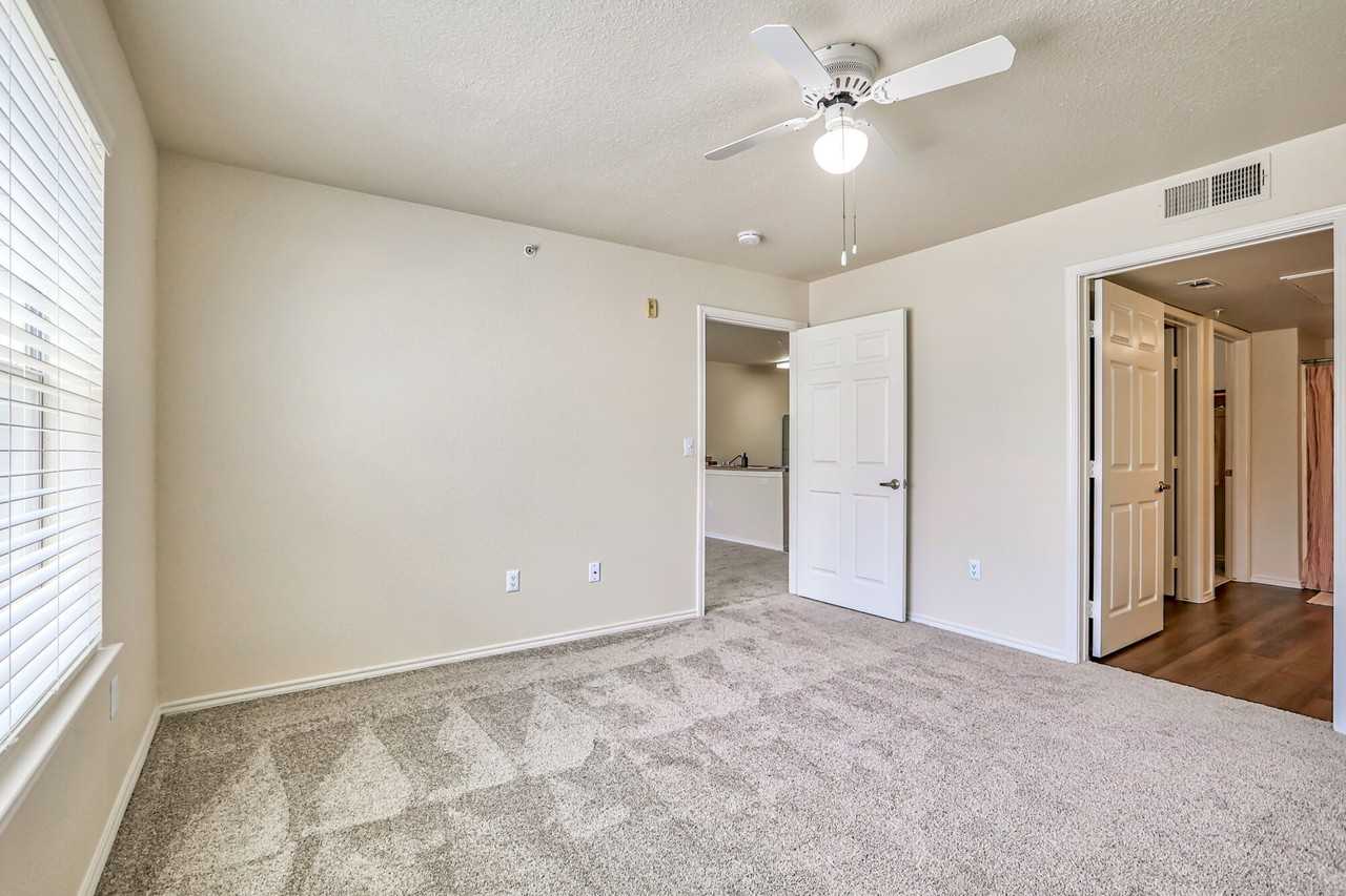 Mariposa Cedar Park 55+ Apartment Homes - Photo 7 of 25