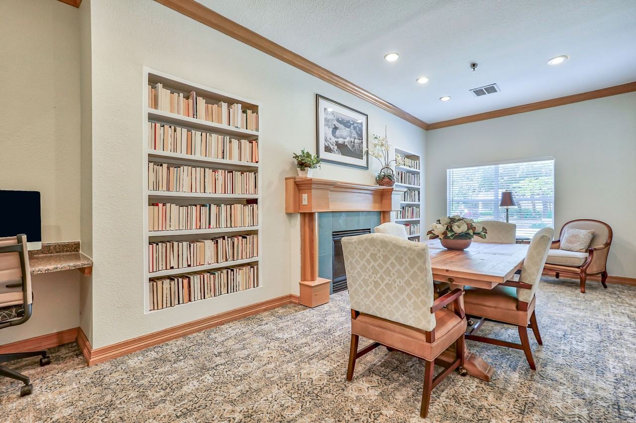 Mariposa Cedar Park 55+ Apartment Homes - Photo 3 of 25