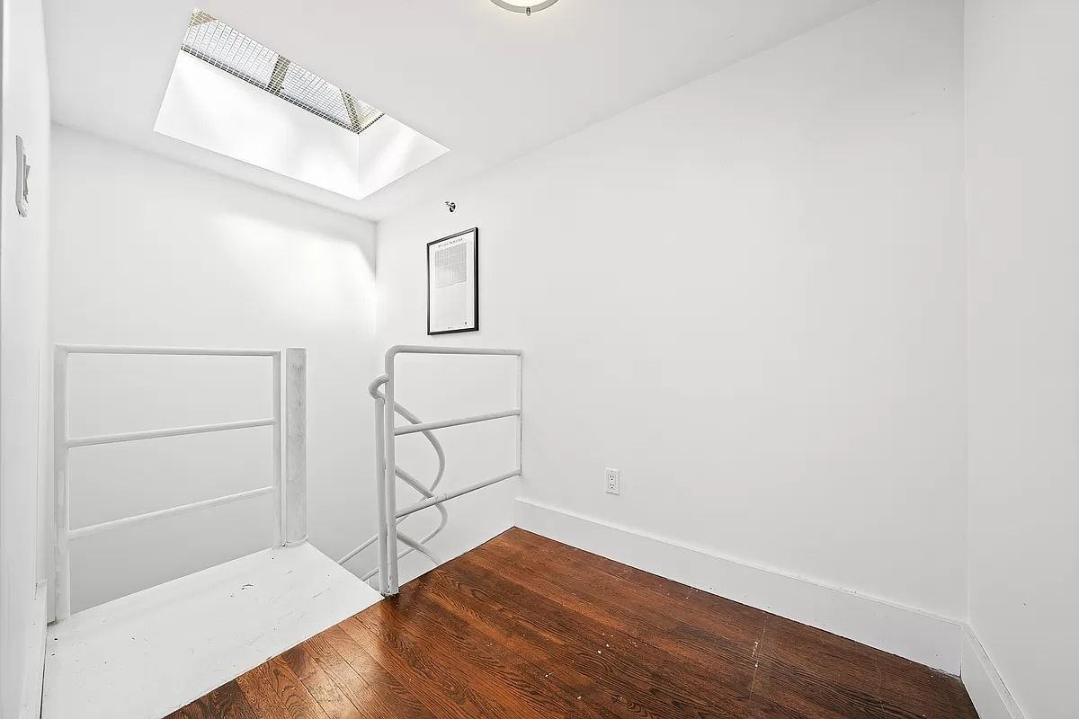 Ridge St #PHD - Photo 7 of 13