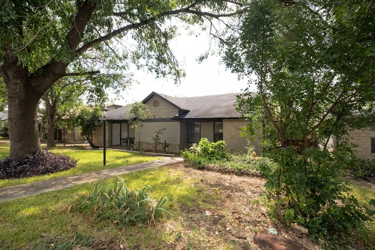 7915 W Gate Blvd #B - Photo 2 of 22