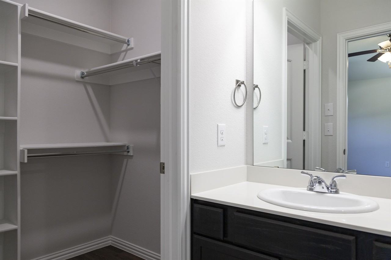 622 Wofford St - Photo 3 of 4