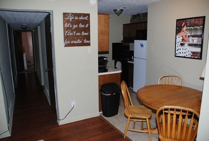 140 Gazette Avenue - Photo 6 of 16