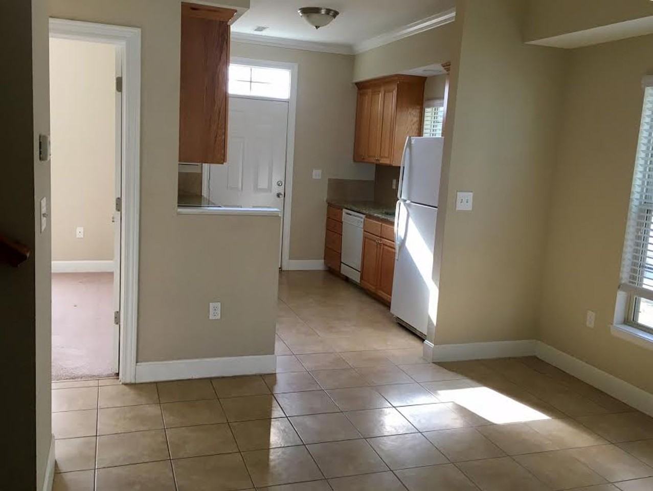 6306 Lakeside Ln - Photo 5 of 29