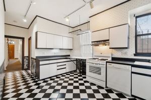 featured image of 1411 Page St