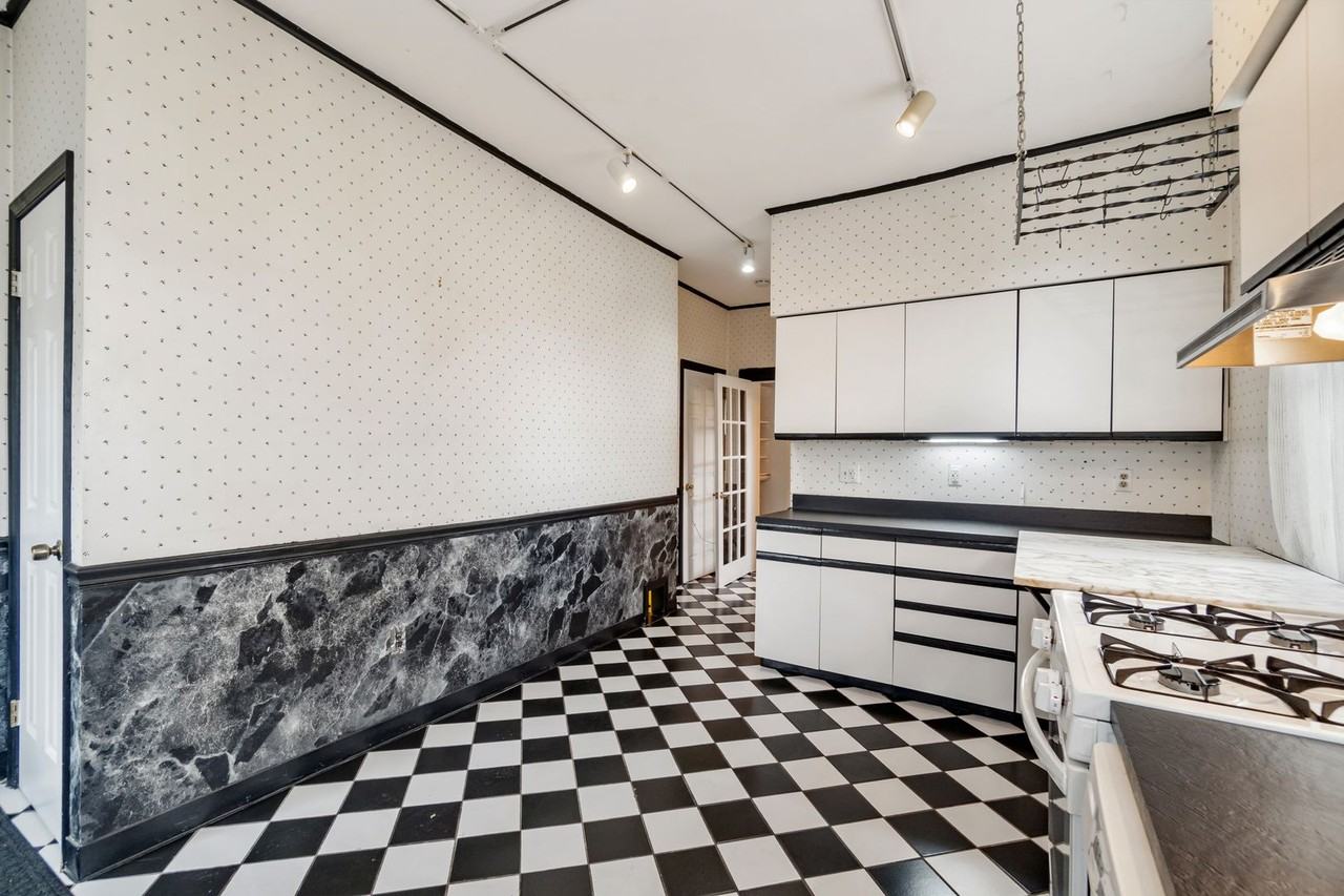 1411 Page St - Photo 5 of 32