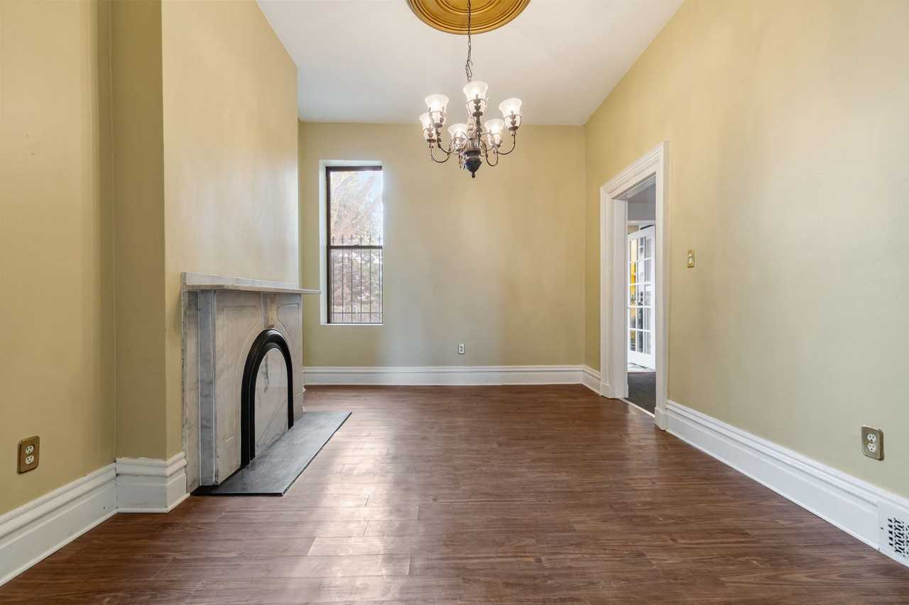 1411 Page St - Photo 7 of 32